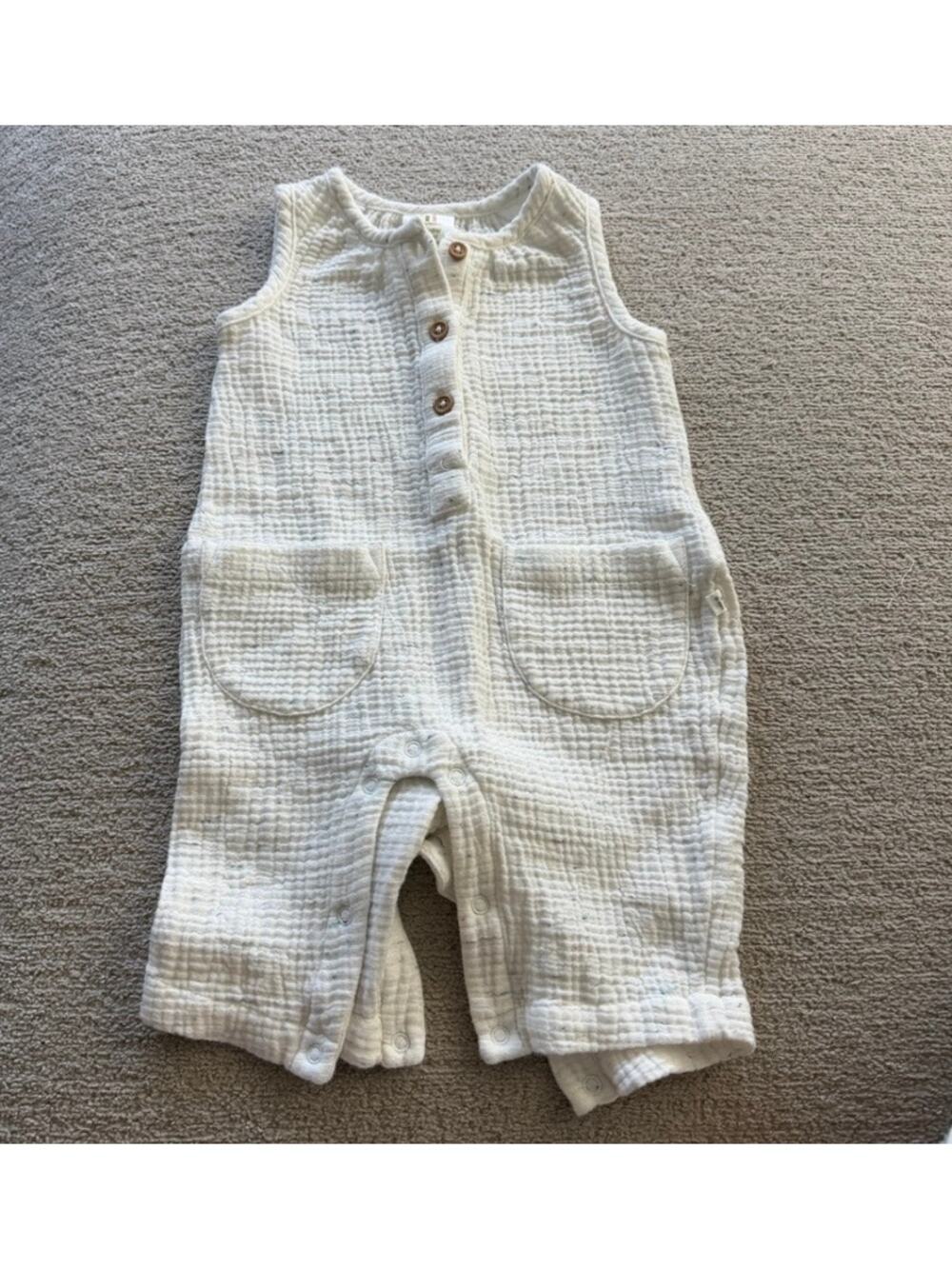 NWOT Tiny Citizen‎ Baby Gauze Jumper Overalls Cream Neutral 3M